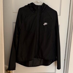 Nike Women's Black Hooded Windbreaker Jacket